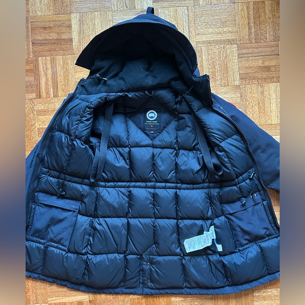 Canada Goose Women’s Winter Parka – Navy Blue, Warm & Stylish